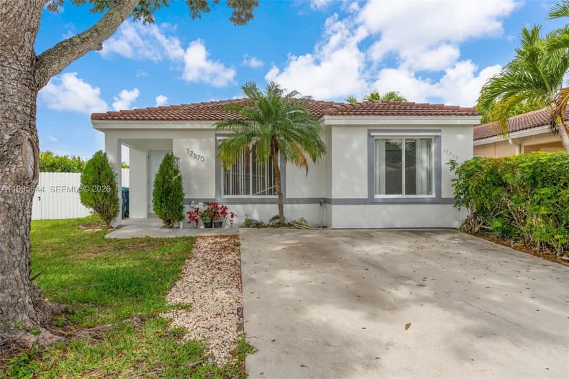 17570 SW 142nd Ct, Miami FL 33177