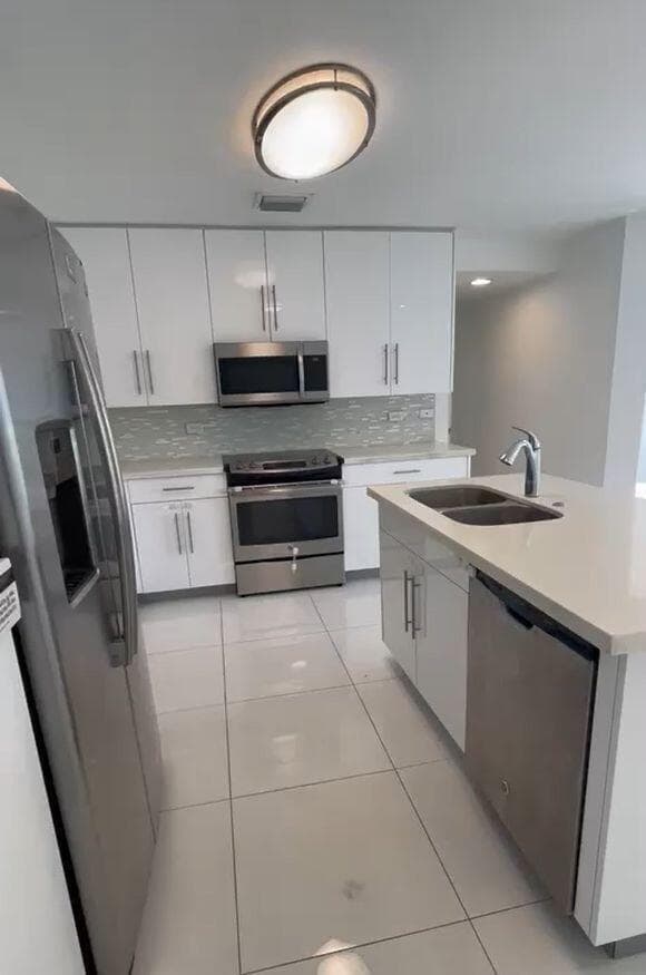 2651 NE 212th Terrace # 107, Miami FL 33180 - Miami, FL - Photo 2
