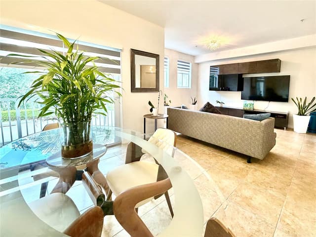 10870 NW 88th Ter # 216, Doral FL 33178 - Doral, FL - Photo 6