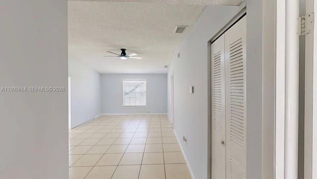 9481 W Fern Ln, Miramar FL 33025 - Miramar, FL - Photo 2