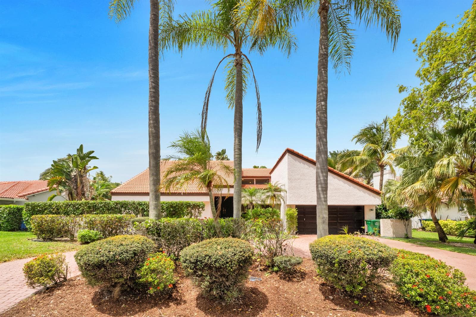 5040 NW 88th Lane, Coral Springs FL 33067
