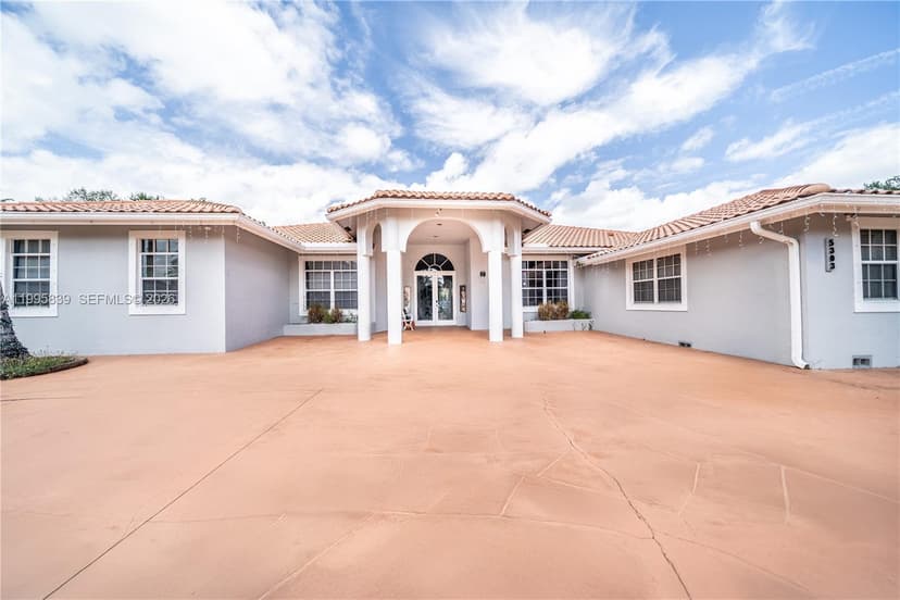 5303 SW 111th Ter, Davie FL 33328