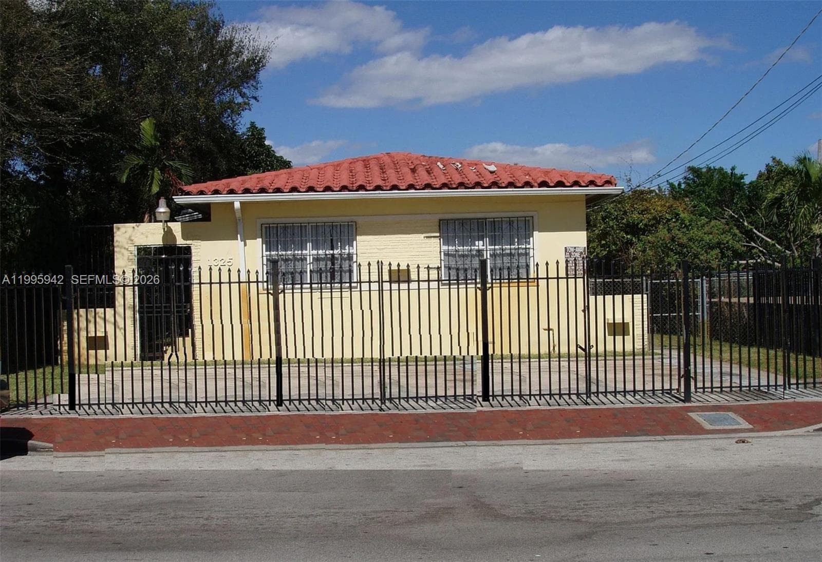 1325 SW 6th St, Miami FL 33135