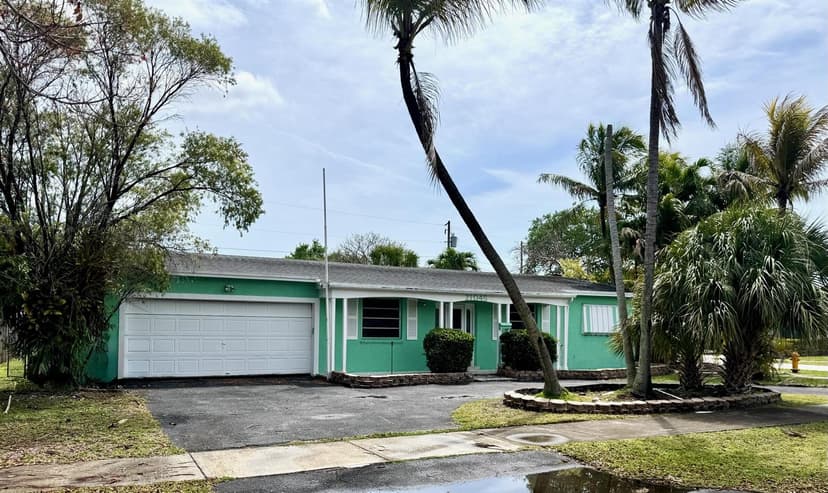 21045 Condado Road, Cutler Bay FL 33189