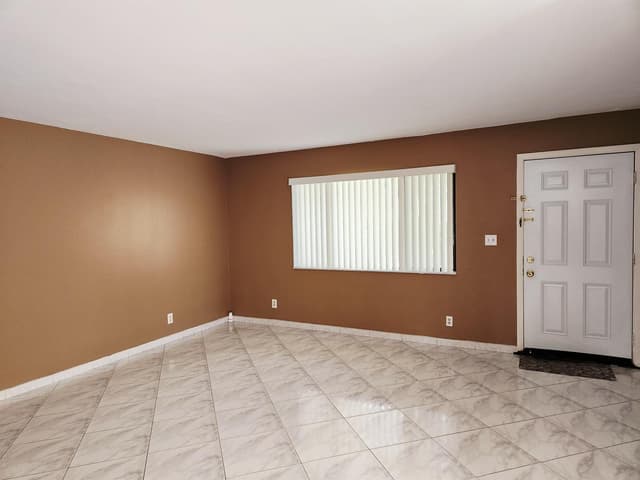 15217 Lakes Of Delray Boulevard # 87, Delray Beach FL 33484 - Delray Beach, FL - Photo 2