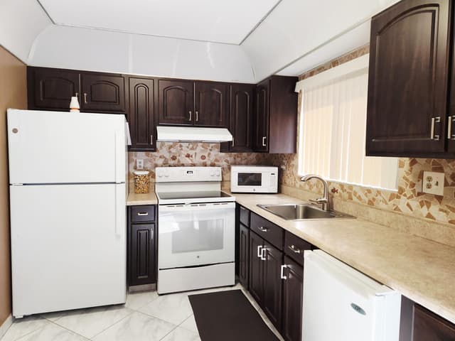 15217 Lakes Of Delray Boulevard # 87, Delray Beach FL 33484 - Delray Beach, FL - Photo 7