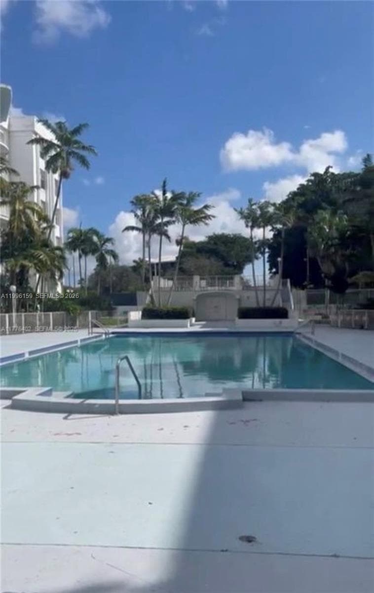 496 NW 165th St Rd # 611, Miami FL 33169 - Miami, FL - Photo 1