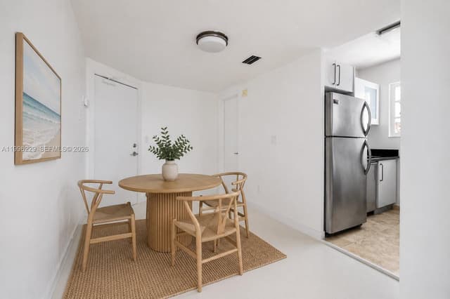 3915 N Meridian Ave # 201, Miami Beach FL 33140 - Miami Beach, FL - Photo 2