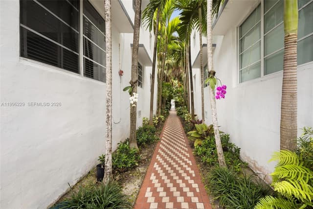 3915 N Meridian Ave # 201, Miami Beach FL 33140 - Miami Beach, FL - Photo 5