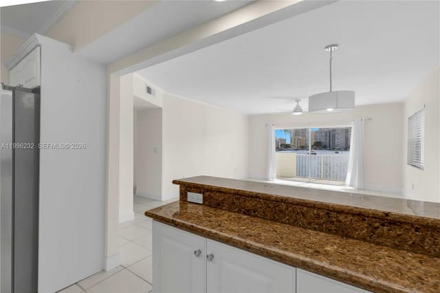 462 Golden Isles Dr # 210, Hallandale Beach FL 33009 - Hallandale Beach, FL - Photo 5