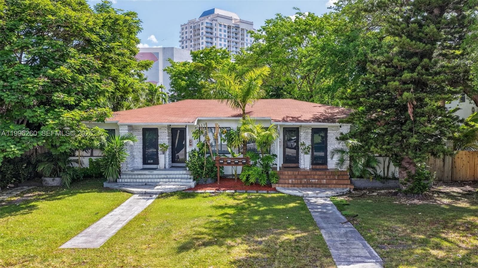 7811 NE 10th Ct, Miami FL 33138