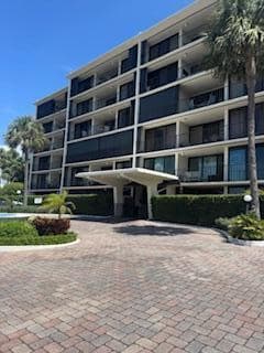 225 S Beach Road Unit 205, Jupiter FL 33469