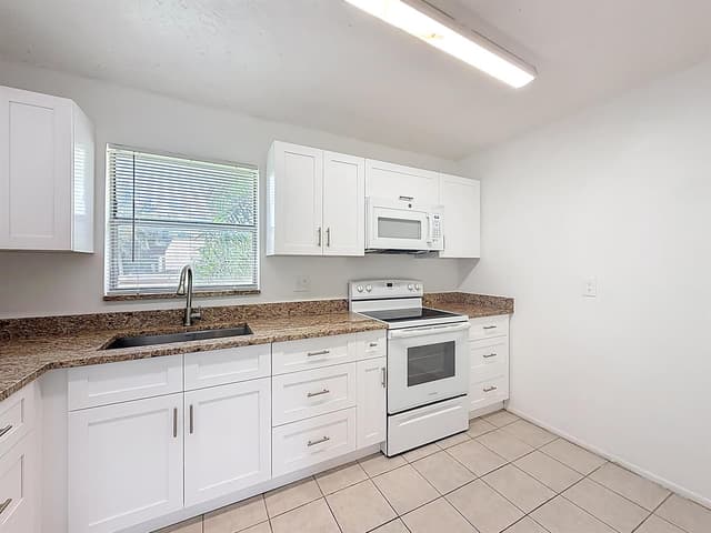 235 Lake Dora Drive # 235, West Palm Beach FL 33411 - West Palm Beach, FL - Photo 5