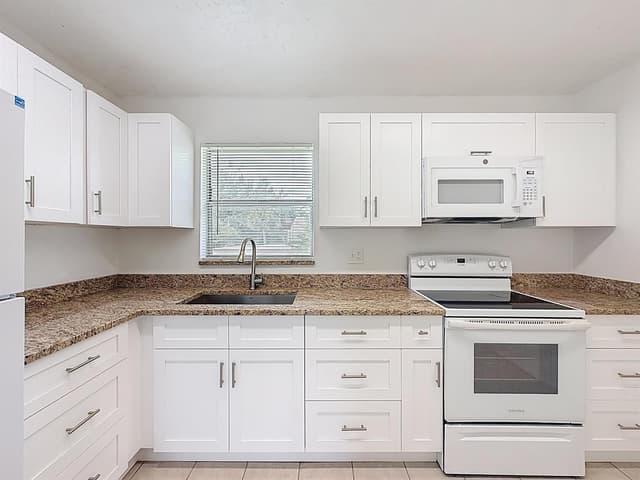 235 Lake Dora Drive # 235, West Palm Beach FL 33411 - West Palm Beach, FL - Photo 4
