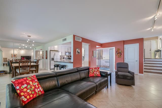 3425 Lime Hill Road # 169, Lauderhill FL 33319 - Lauderhill, FL - Photo 6
