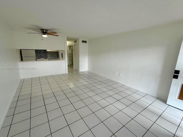 291 NW 177th St # 107, Miami Gardens FL 33169 - Miami Gardens, FL - Photo 2