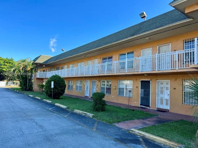 291 NW 177th St # 107, Miami Gardens FL 33169 - Miami Gardens, FL - Photo 7