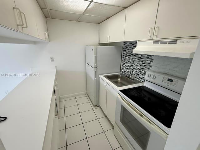291 NW 177th St # 107, Miami Gardens FL 33169 - Miami Gardens, FL - Photo 4