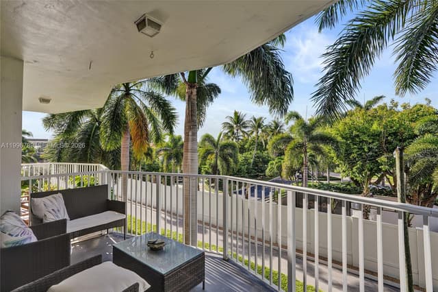 3181 S Ocean Dr, Hallandale Beach FL 33009 - Hallandale Beach, FL - Photo 5