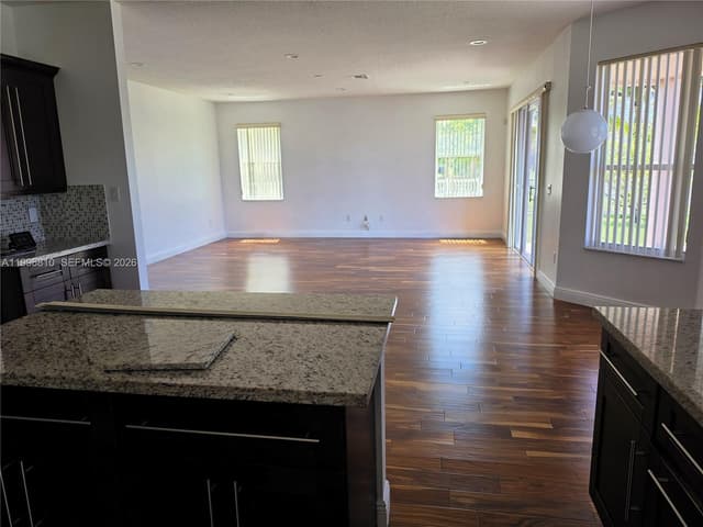 16863 SW 50th St, Miramar FL 33027 - Miramar, FL - Photo 6