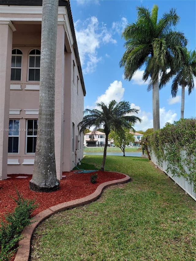 16863 SW 50th St, Miramar FL 33027 - Miramar, FL - Photo 3