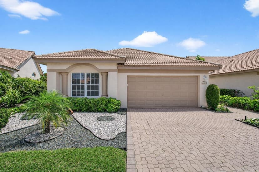 8864 Shoal Creek Lane, Boynton Beach FL 33472