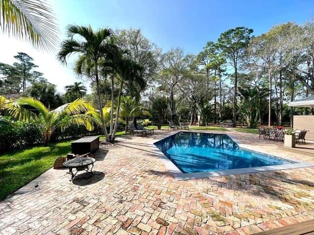 14256 Greentree Trail, Wellington FL 33414 - Wellington, FL - Photo 2