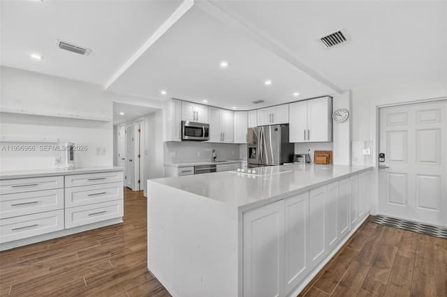 3050 NE 48th St # 210, Fort Lauderdale FL 33308 - Fort Lauderdale, FL - Photo 6