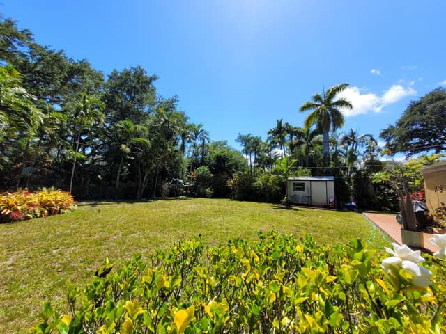 1060 NE 122nd Street, North Miami FL 33161 - North Miami, FL - Photo 2