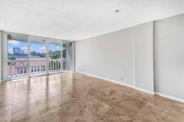 3199 S Ocean Dr # 406, Hallandale Beach FL 33009 - Hallandale Beach, FL - Photo 7