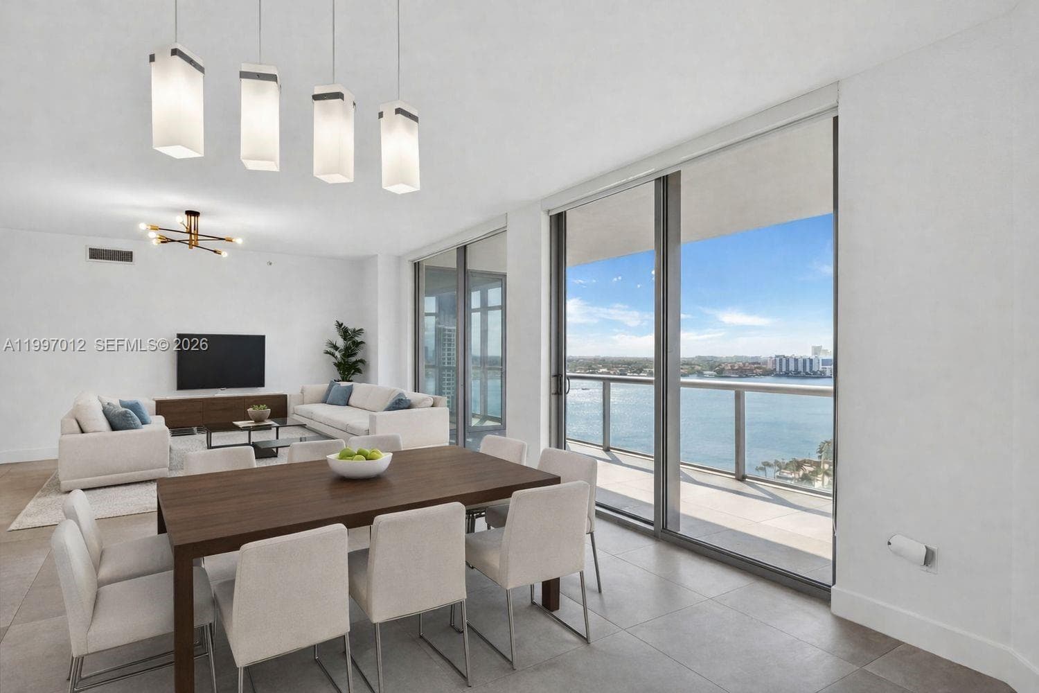 17301 Biscayne Blvd # 1401, North Miami Beach FL 33160 - North Miami Beach, FL - Photo 1