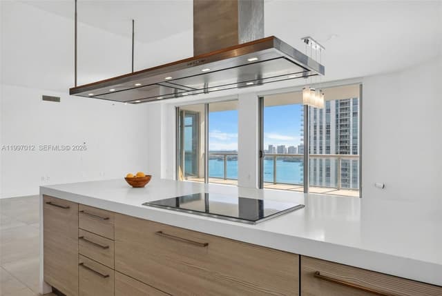 17301 Biscayne Blvd # 1401, North Miami Beach FL 33160 - North Miami Beach, FL - Photo 4