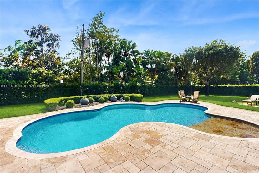 8860 SW 155th Ter, Palmetto Bay FL 33157