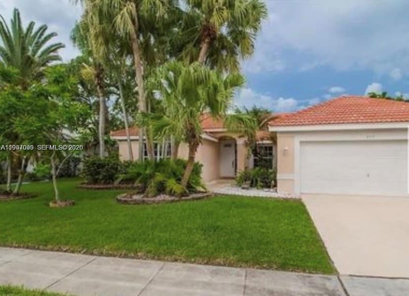 709 NW 177th Ave, Pembroke Pines FL 33029