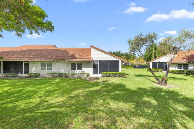 9760 Summerbrook Terrace # A, Boynton Beach FL 33437 - Boynton Beach, FL - Photo 2