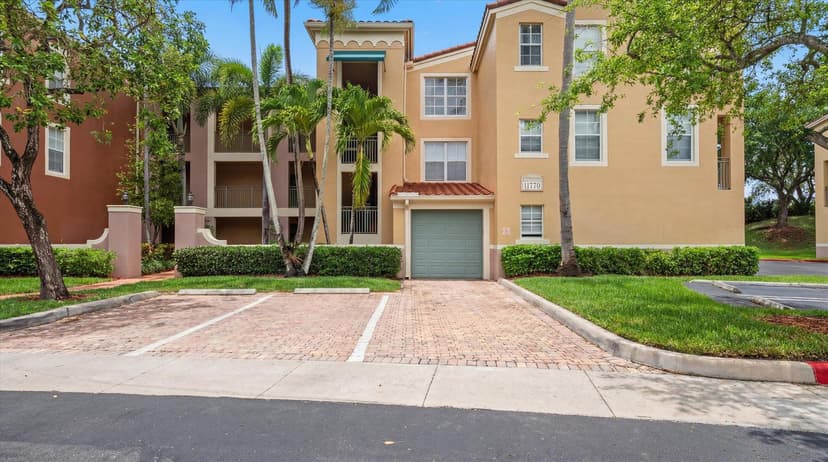 11770 Saint Andrews Place # 308, Wellington FL 33414