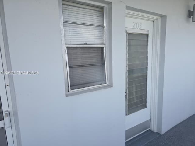 320 NE 12th Ave # 703, Hallandale Beach FL 33009 - Hallandale Beach, FL - Photo 2