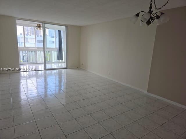 320 NE 12th Ave # 703, Hallandale Beach FL 33009 - Hallandale Beach, FL - Photo 6