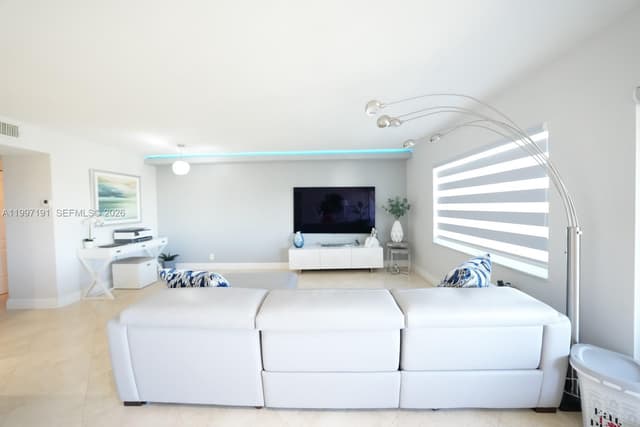 200 Diplomat Pkwy # 827, Hallandale Beach FL 33009 - Hallandale Beach, FL - Photo 6