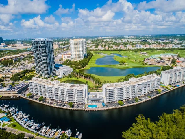 200 Diplomat Pkwy # 827, Hallandale Beach FL 33009 - Hallandale Beach, FL - Photo 3