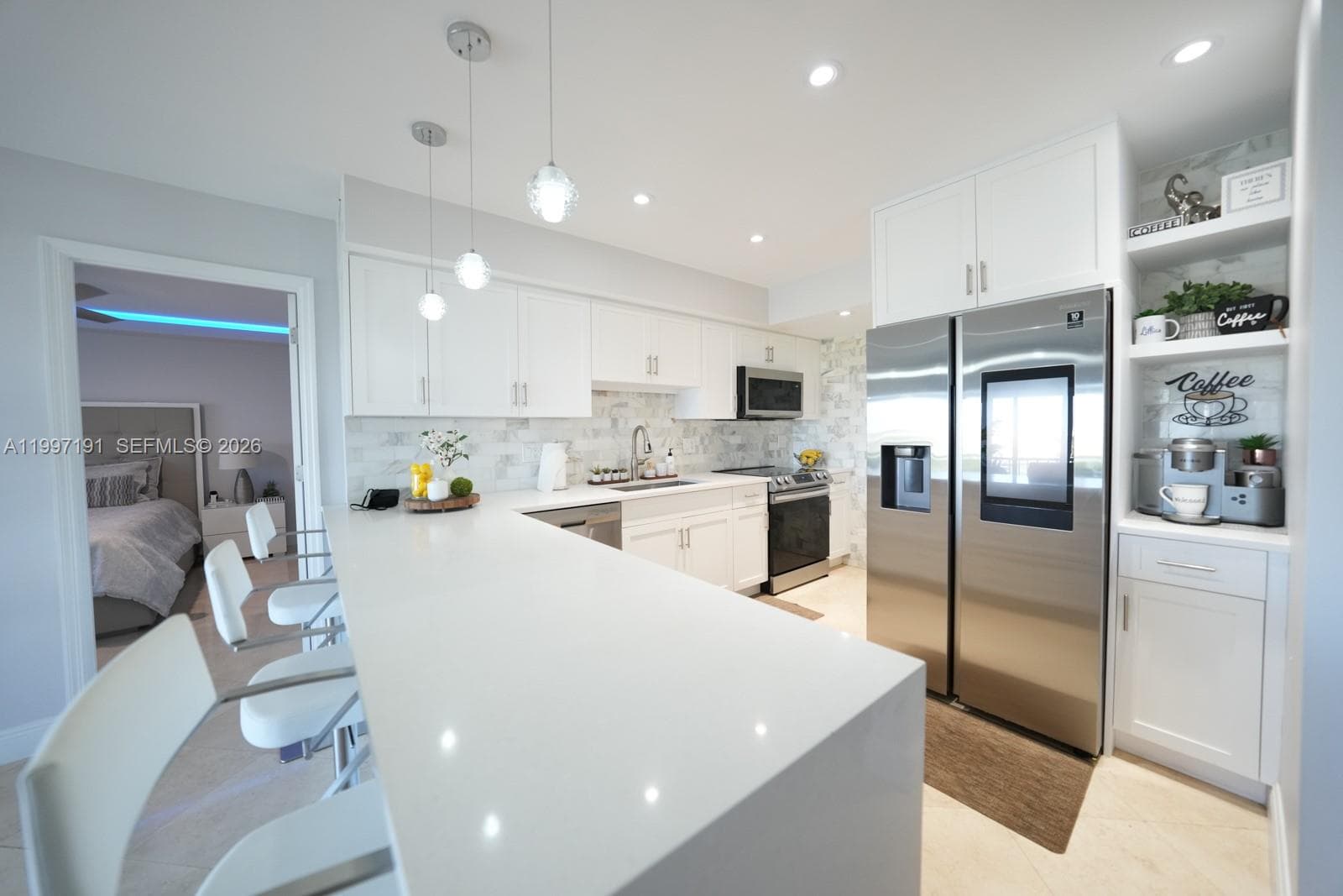 200 Diplomat Pkwy # 827, Hallandale Beach FL 33009 - Hallandale Beach, FL - Photo 1