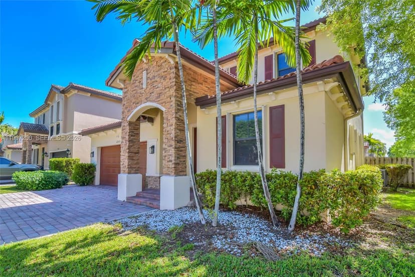 22525 SW 105th Ct, Cutler Bay FL 33190