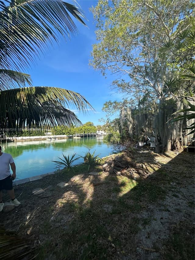1785 Calais Dr # 7, Miami Beach FL 33141 - Miami Beach, FL - Photo 2