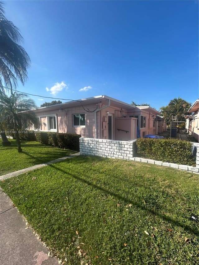 1795 Calais Dr # 2, Miami Beach FL 33141 - Miami Beach, FL - Photo 3