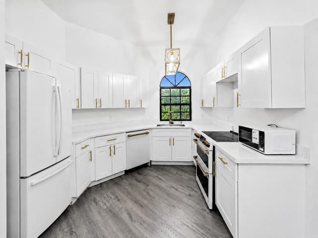 5131 Europa Drive # I, Boynton Beach FL 33437 - Boynton Beach, FL - Photo 5