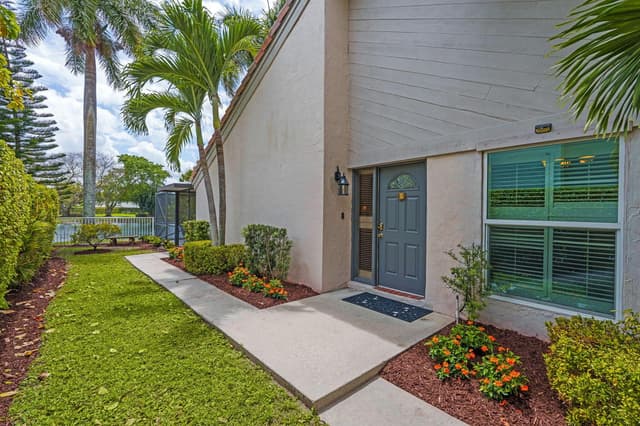 9722 Erica Court, Boca Raton FL 33496 - Boca Raton, FL - Photo 4