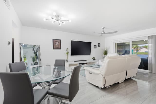 10875 NW 29th Manor # 8, Sunrise FL 33322 - Sunrise, FL - Photo 7
