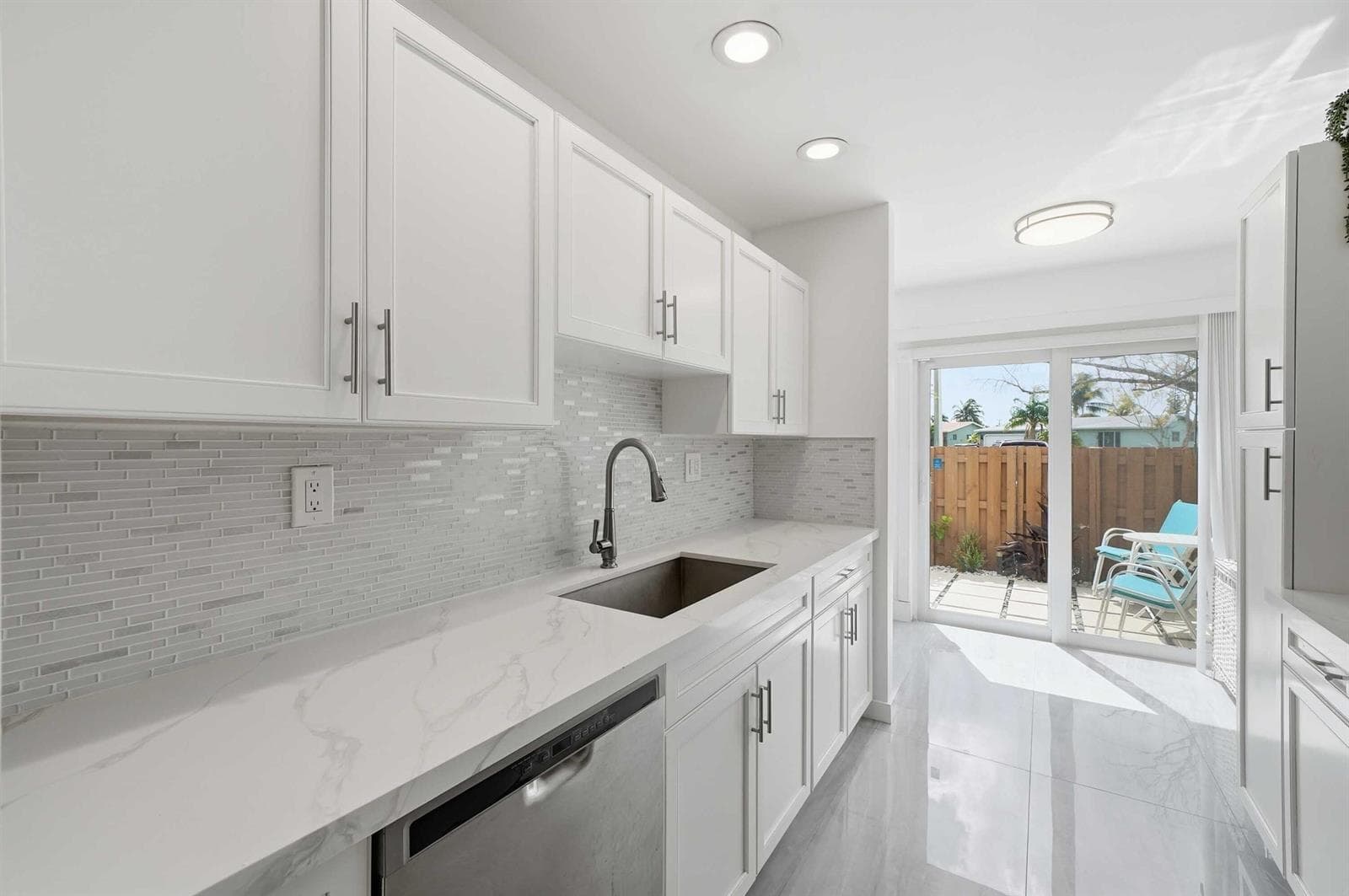 10875 NW 29th Manor # 8, Sunrise FL 33322
