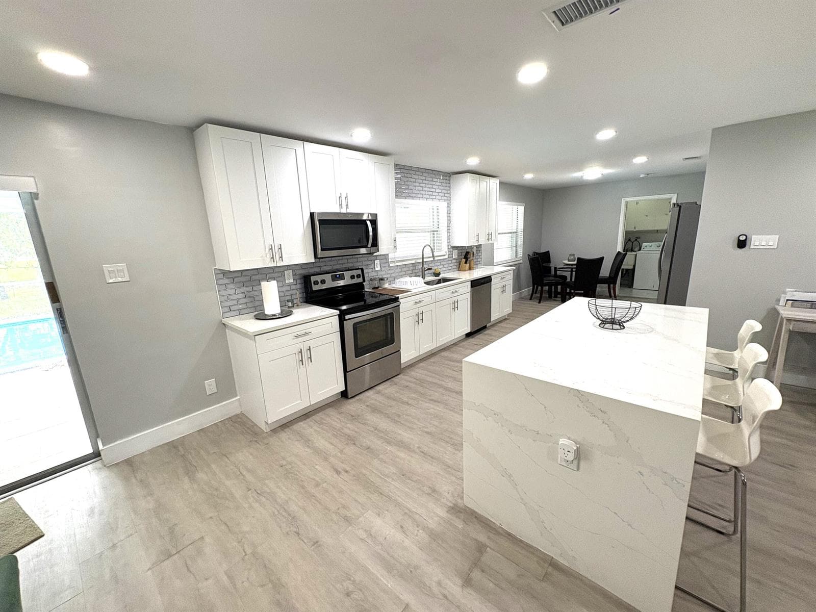 1401 NW 75th Terrace, Plantation FL 33313 - Plantation, FL - Photo 1