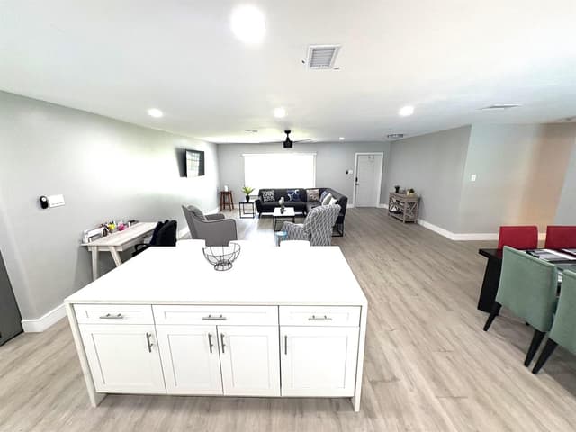 1401 NW 75th Terrace, Plantation FL 33313 - Plantation, FL - Photo 5